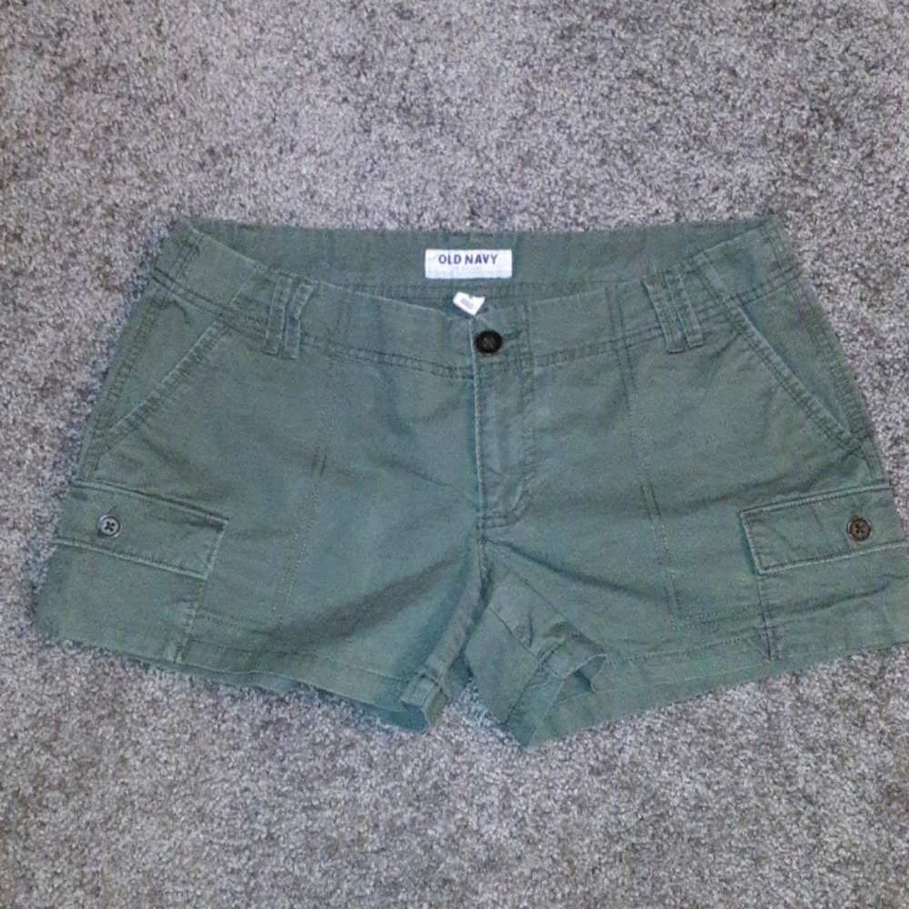Shorts - Picture 4 of 5
